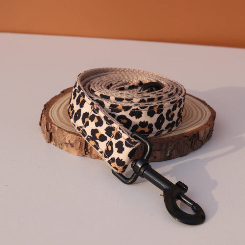 Laisse-pour-chien-motif-léopard