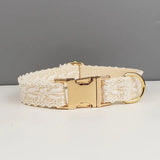 collier-chien-personnalise-en-dentelle 